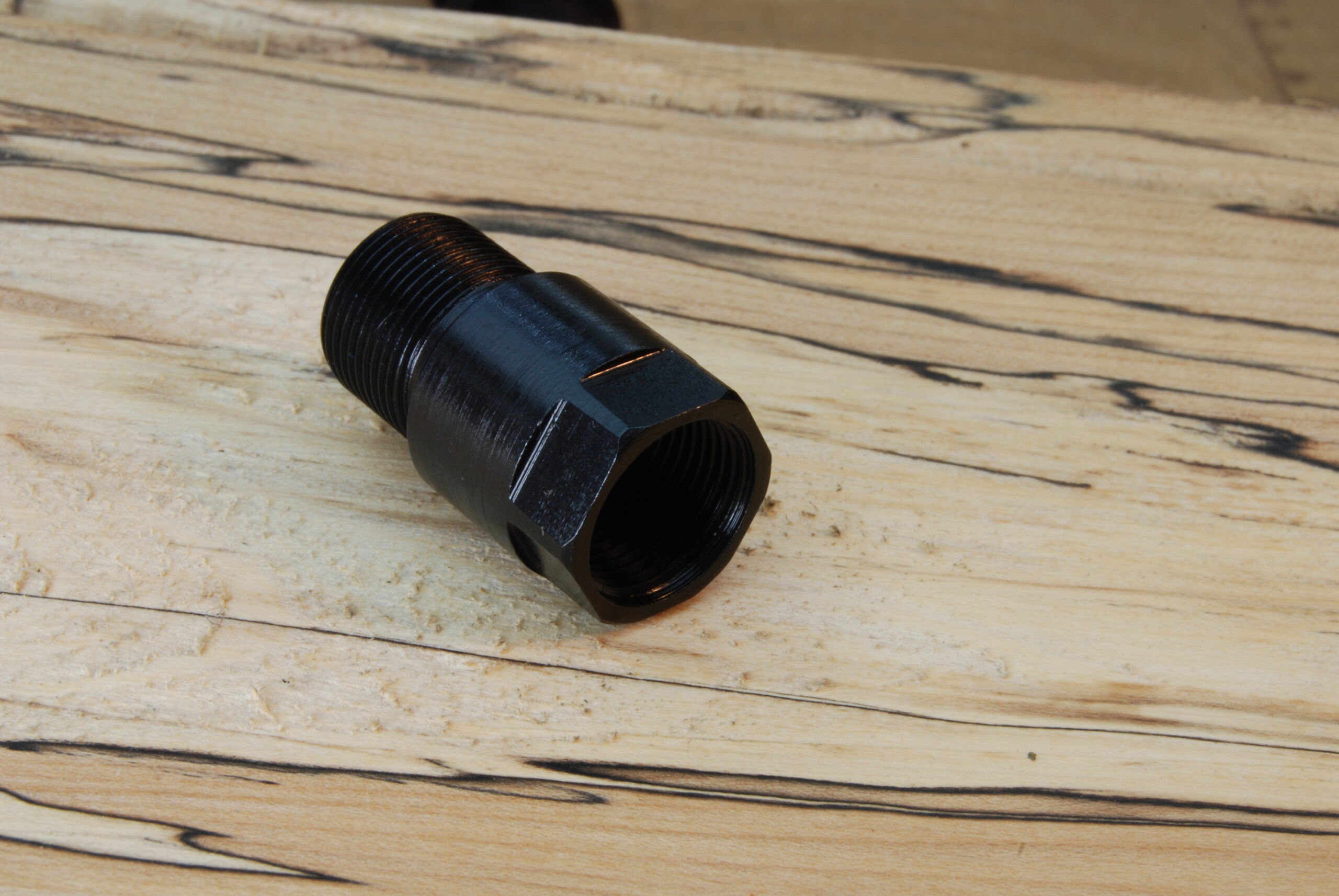 M13.5 X 1LH (female) to .578"-28 TPI (male) METRIC to U.S. Converter - SKU#051