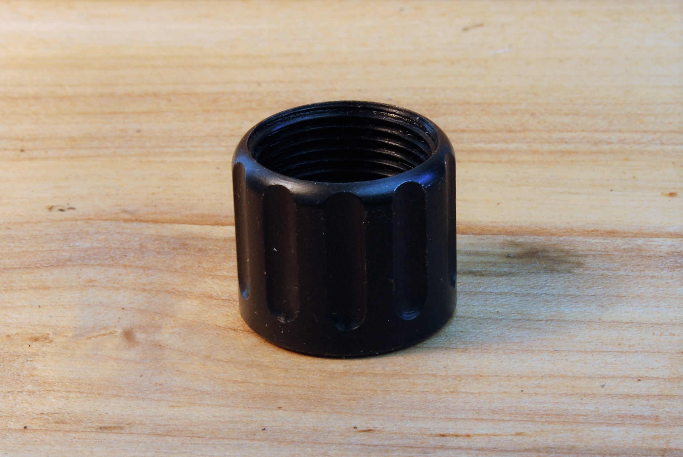 5/8"- 24 TPI, Blued Fluted Thread Protector .750" x OD x .625" Long SKU#9520 - Image 2