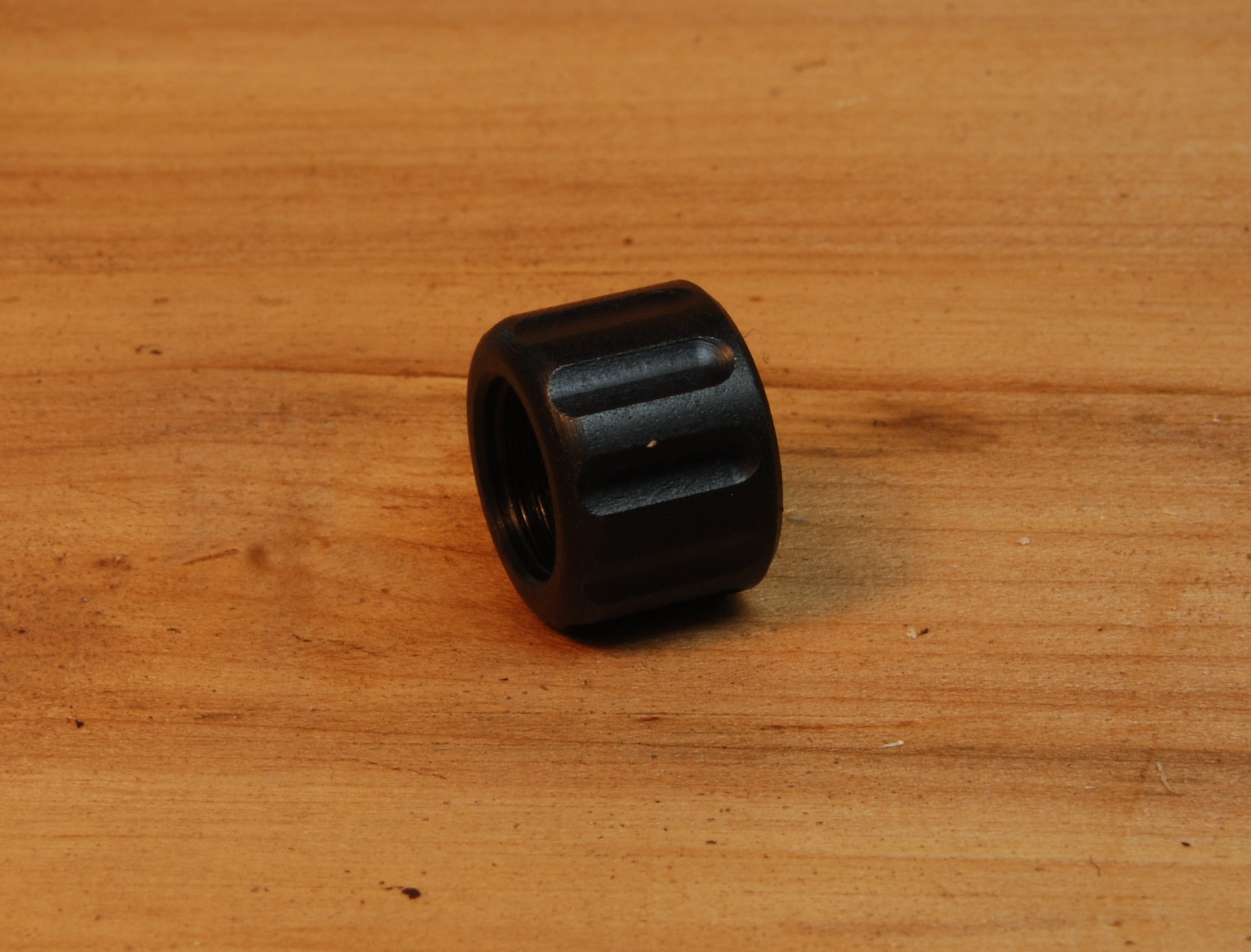 1/2"-28 TPI - Blued Fluted Thread Protector .812" O.D. x .500" Long SKU#9360