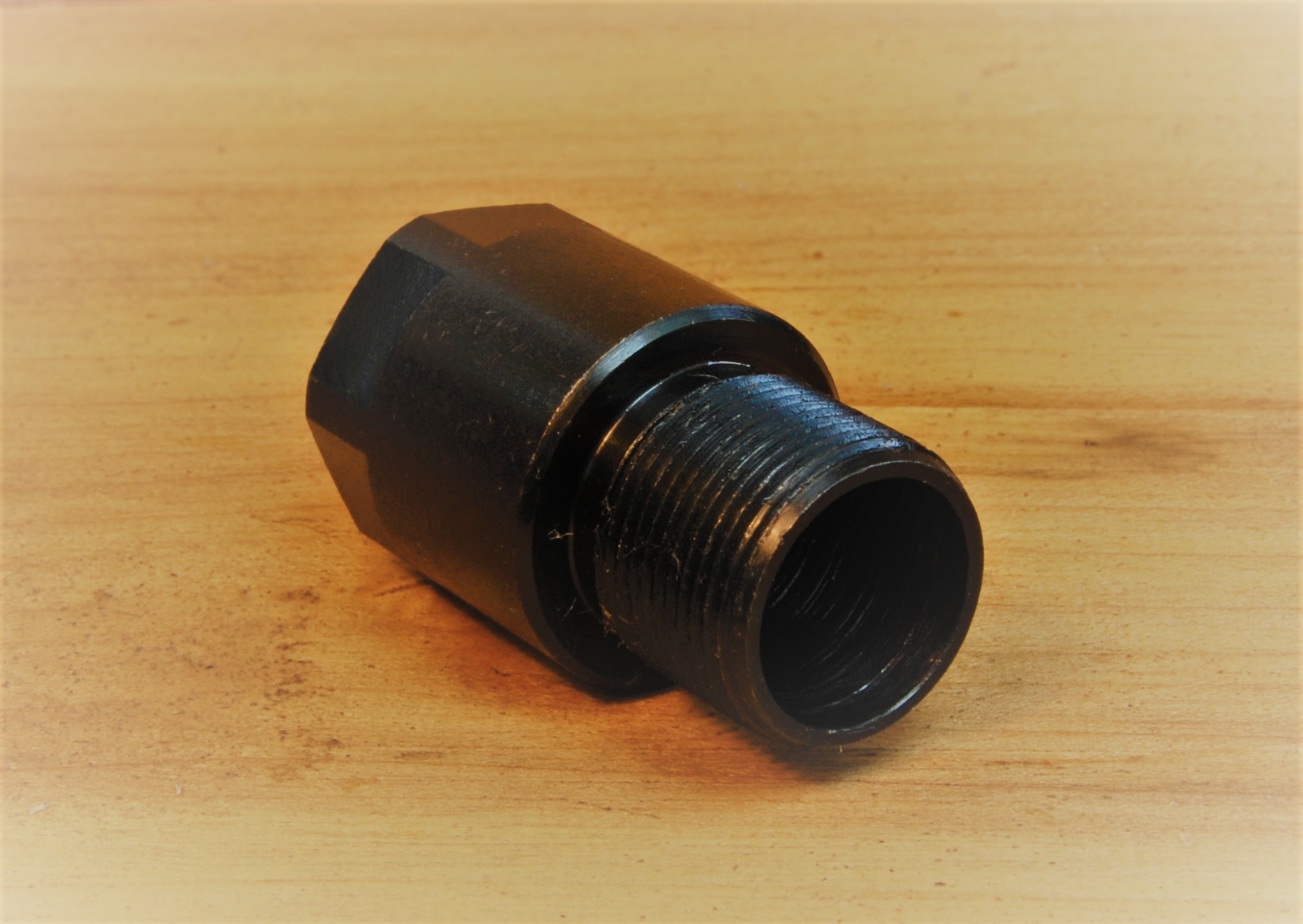 .578"-28 TPI (female) to M18x1 RH (male) Thread Converter - SKU#151